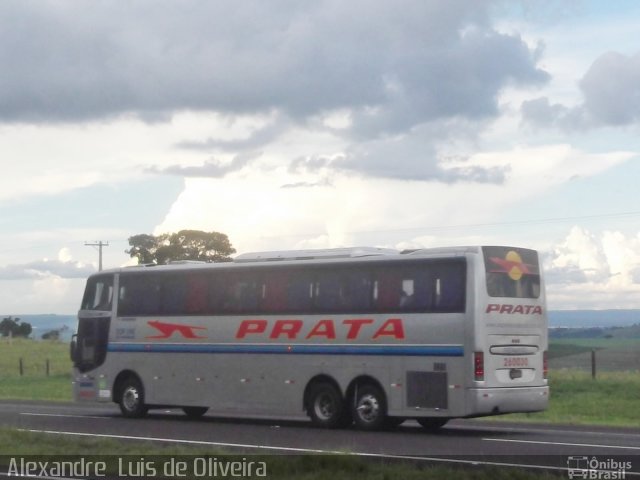 Expresso de Prata 260030 na cidade de Botucatu, São Paulo, Brasil, por Alexandre  Luis de Oliveira. Número da foto: #2419476.