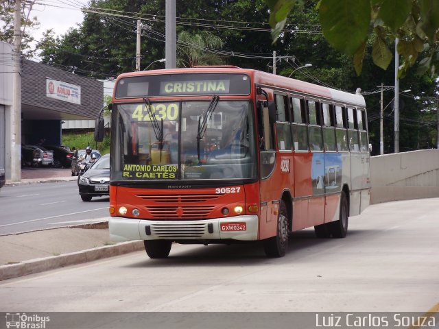 Expresso Luziense > Territorial Com. Part. e Empreendimentos 30527 na cidade de Belo Horizonte, Minas Gerais, Brasil, por Luiz Carlos Souza. Número da foto: #2422161.