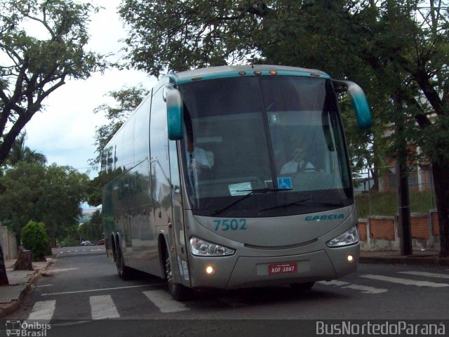 Viação Garcia 7502 na cidade de Astorga, Paraná, Brasil, por Josino Vieira. ID da foto: 2423328.