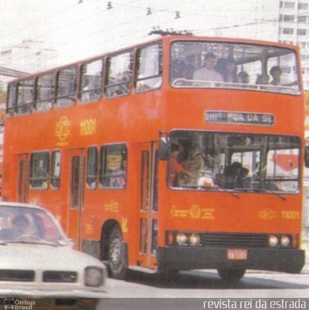 CMTC - Companhia Municipal de Transportes Coletivos 11001 na cidade de São Paulo, São Paulo, Brasil, por Marco Antonio da Silva. Número da foto: #2424367.