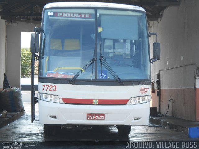 Empresa de Ônibus Pássaro Marron 7723 na cidade de Cruzeiro, São Paulo, Brasil, por Lucas Vinicius Lima. Número da foto: #2425420.