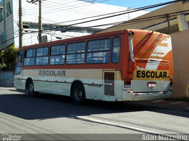 Escolares 15 na cidade de Belo Horizonte, Minas Gerais, Brasil, por Adão Raimundo Marcelino. Número da foto: #2427647.