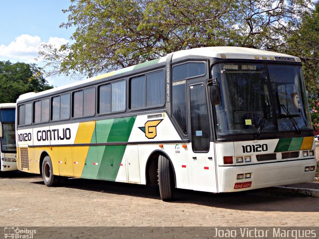 Empresa Gontijo de Transportes 10120 na cidade de São Francisco, Minas Gerais, Brasil, por João Victor Marques. ID da foto: 2394231.