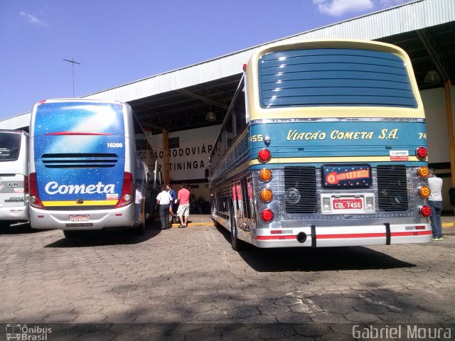 Viação Cometa 7455 na cidade de Itapetininga, São Paulo, Brasil, por Gabriel Moura. Número da foto: #2395309.