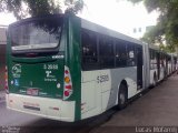 Via Sul Transportes Urbanos 5 2585 na cidade de São Paulo, São Paulo, Brasil, por Lucas Mofarrej. ID da foto: :id.