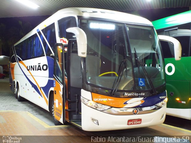 Expresso União 10261 na cidade de Guaratinguetá, São Paulo, Brasil, por Fabio Alcantara. ID da foto: 2430751.