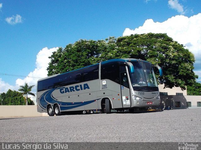 Viação Garcia 7352 na cidade de Umuarama, Paraná, Brasil, por Lucas Sérgio da Silva. ID da foto: 2431140.