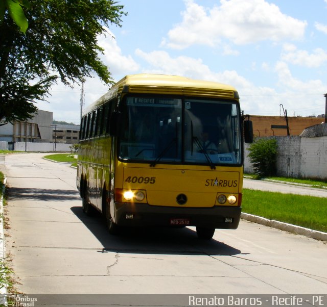 Viação Itapemirim 40095 na cidade de Recife, Pernambuco, Brasil, por Renato Barros. ID da foto: 2438111.