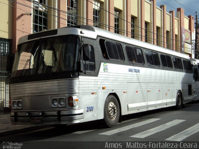 Ônibus Particulares 2101 na cidade de Fortaleza, Ceará, Brasil, por Amós  Mattos. ID da foto: 2440330.