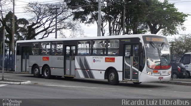 Metra - Sistema Metropolitano de Transporte 5001 na cidade de São Paulo, São Paulo, Brasil, por Ricardo Luiz. Número da foto: #2442320.