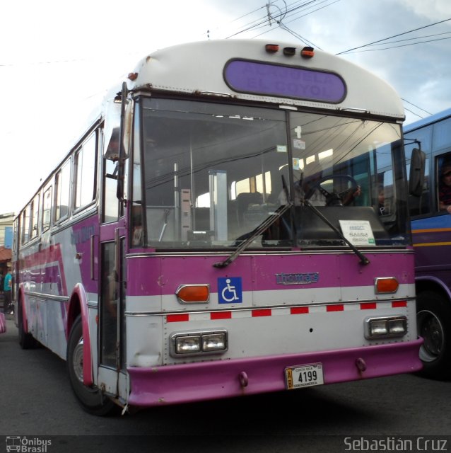 Empresa Hermanos Bonilla El Coyol AB 4199 na cidade de , por Sebastián Cruz. ID da foto: 2441630.