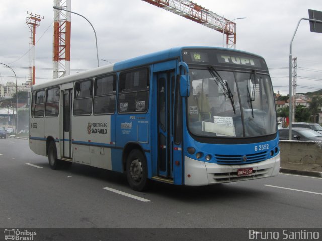 TUPI - Transportes Urbanos Piratininga 6 2552 na cidade de São Paulo, São Paulo, Brasil, por Bruno Santino. Número da foto: #2440969.
