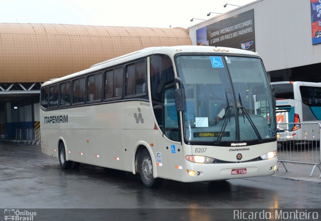 Viação Itapemirim 8207 na cidade de Rio de Janeiro, Rio de Janeiro, Brasil, por Ricardo Silva Monteiro. Número da foto: #2443462.