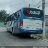 Planalto Transporte e Turismo 1300 na cidade de Ferraz de Vasconcelos, São Paulo, Brasil, por Adilson  Cordinhole. Número da foto: #:id.