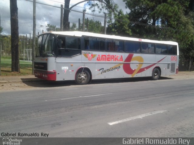 América Turismo 050 na cidade de Poços de Caldas, Minas Gerais, Brasil, por Gabriel Romualdo Rey . Número da foto: #2447761.