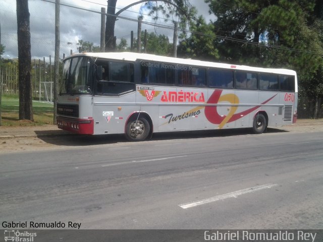 América Turismo 050 na cidade de Poços de Caldas, Minas Gerais, Brasil, por Gabriel Romualdo Rey . ID da foto: 2447761.