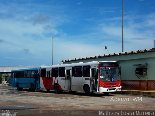 Transtol Transportes 0810011 na cidade de Manaus, Amazonas, Brasil, por Vicente Pinto Moreira. Número da foto: #2395486.