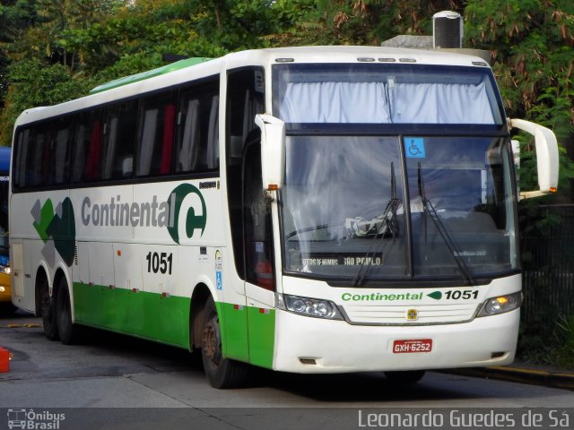 Viação Continental de Transportes 1051 na cidade de São Paulo, São Paulo, Brasil, por Leonardo Guedes de Sá. Número da foto: #2395681.