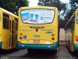 Viação Garcia 7595 na cidade de Maringá, Paraná, Brasil, por Emanoel Diego.. Número da foto: #2450393.