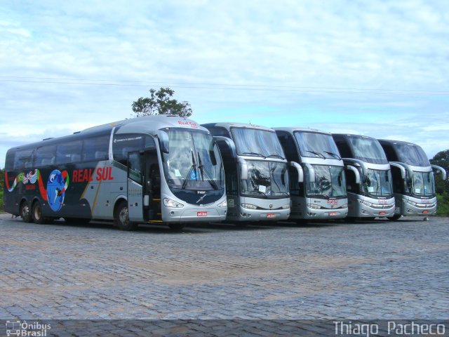 Real Sul Turismo 201356 na cidade de Santa Maria da Vitória, Bahia, Brasil, por Thiago  Pacheco. ID da foto: 2398055.