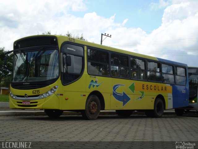 Maluri Transporte Escolar e Fretamento 6215 na cidade de São Miguel Arcanjo, São Paulo, Brasil, por Luis Nunez. Número da foto: #2398717.
