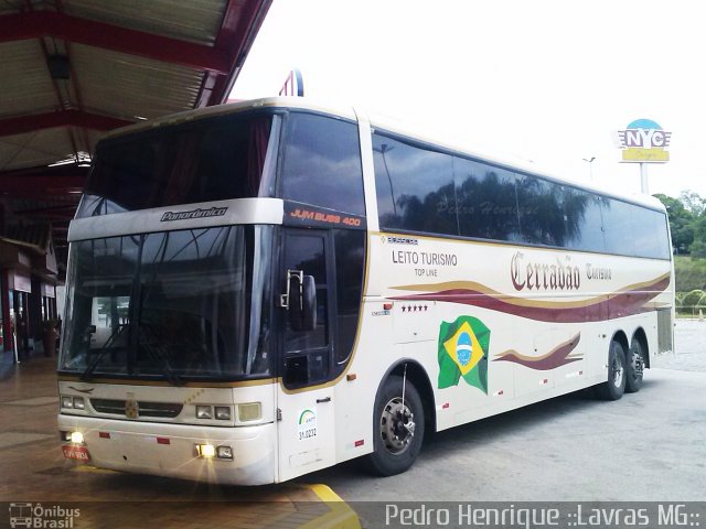 Cerradão Turismo 2002 na cidade de Ribeirão Vermelho, Minas Gerais, Brasil, por Pedro Henrique Gumercindo da Silva. Número da foto: #2401264.