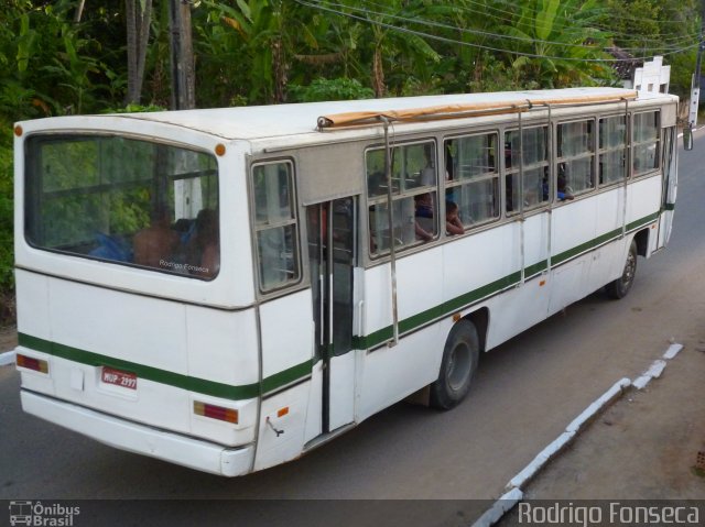 Ônibus Particulares 2997 na cidade de São Miguel dos Milagres, Alagoas, Brasil, por Rodrigo Fonseca. Número da foto: #2404928.