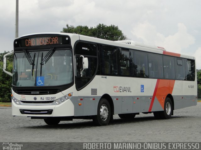 Evanil Transportes e Turismo RJ 132.007 na cidade de Nova Iguaçu, Rio de Janeiro, Brasil, por Roberto Marinho - Ônibus Expresso. Número da foto: #2404729.