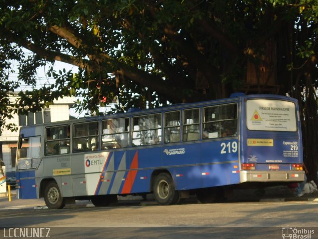 Expresso SBC 219 na cidade de São Bernardo do Campo, São Paulo, Brasil, por Luis Nunez. Número da foto: #2406986.