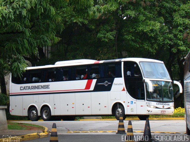 Auto Viação Catarinense 2921 na cidade de São Paulo, São Paulo, Brasil, por EDUARDO - SOROCABUS. Número da foto: #2405635.