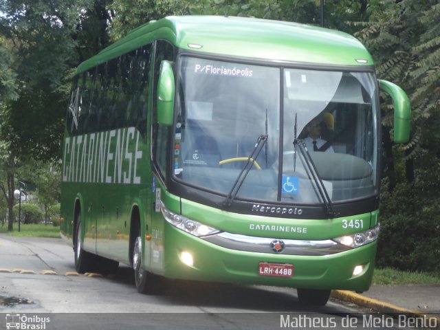 Auto Viação Catarinense 3451 na cidade de São Paulo, São Paulo, Brasil, por Matheus de Melo Bento. ID da foto: 2407809.