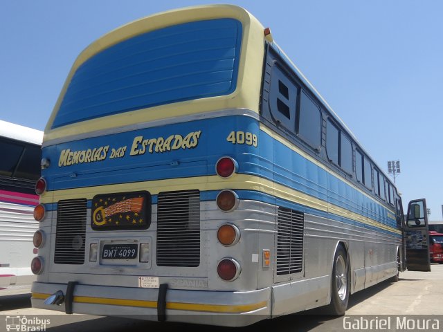 Ônibus Particulares 4099 na cidade de São Paulo, São Paulo, Brasil, por Gabriel Moura. Número da foto: #2407955.