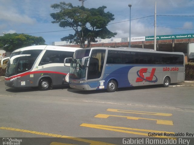 São João Turismo 5505 na cidade de Poços de Caldas, Minas Gerais, Brasil, por Gabriel Romualdo Rey . Número da foto: #2454568.