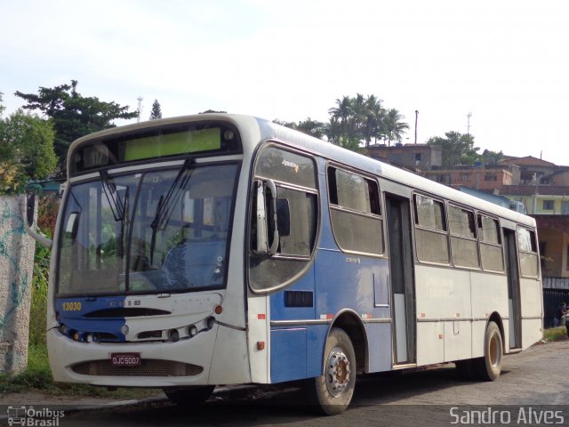 Ônibus Particulares 13030 na cidade de Miracatu, São Paulo, Brasil, por Sandro Alves. ID da foto: 2453695.