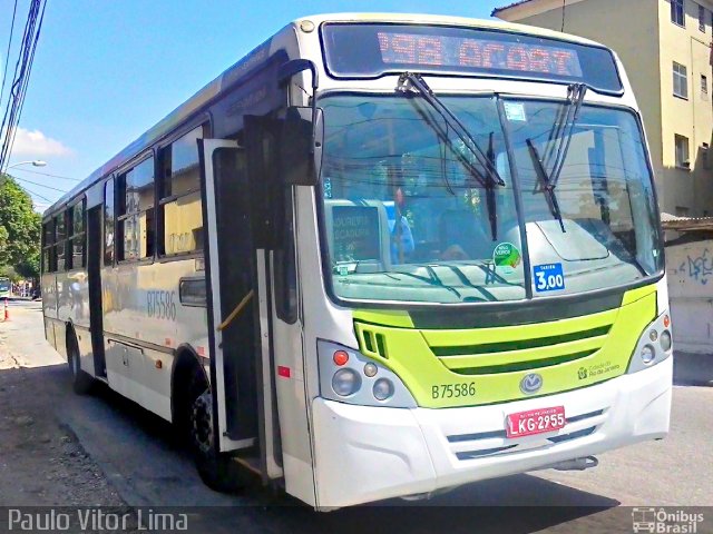 Viação Madureira Candelária B75586 na cidade de Rio de Janeiro, Rio de Janeiro, Brasil, por Paulo Vitor Lima. Número da foto: #2471273.