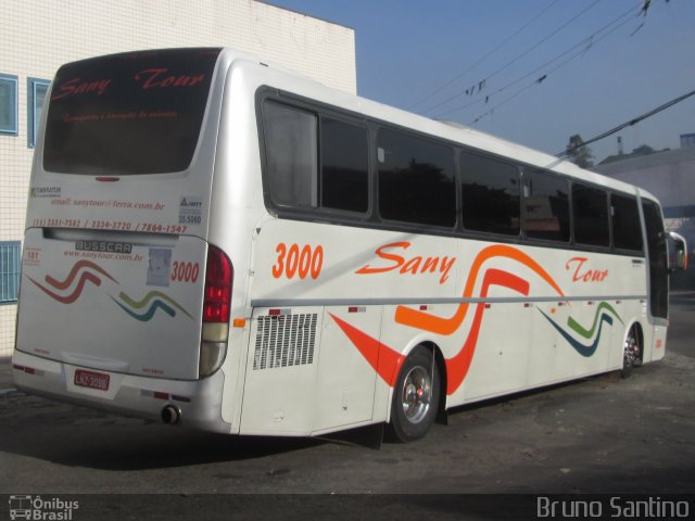 Sany Tour 3000 na cidade de Embu das Artes, São Paulo, Brasil, por Bruno Santino. ID da foto: 2472301.