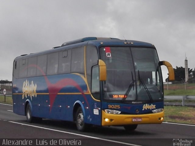 Rápido Expresso Fênix Viação 9025 na cidade de Botucatu, São Paulo, Brasil, por Alexandre  Luis de Oliveira. Número da foto: #2474671.