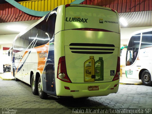 Expresso União 10259 na cidade de Guaratinguetá, São Paulo, Brasil, por Fabio Alcantara. ID da foto: 2479634.