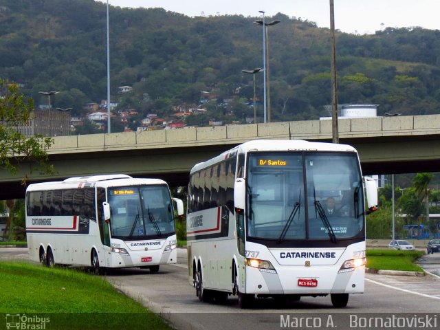 Auto Viação Catarinense 2737 na cidade de Florianópolis, Santa Catarina, Brasil, por Marco A.   Bornatoviski. Número da foto: #2481771.