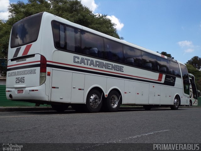 Auto Viação Catarinense 2545 na cidade de Curitiba, Paraná, Brasil, por Alexandre Rodrigo. ID da foto: 2482523.