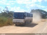 Ônibus Particulares 090 na cidade de São João das Missões, Minas Gerais, Brasil, por Thiago  Pacheco. Número da foto: #2483330.