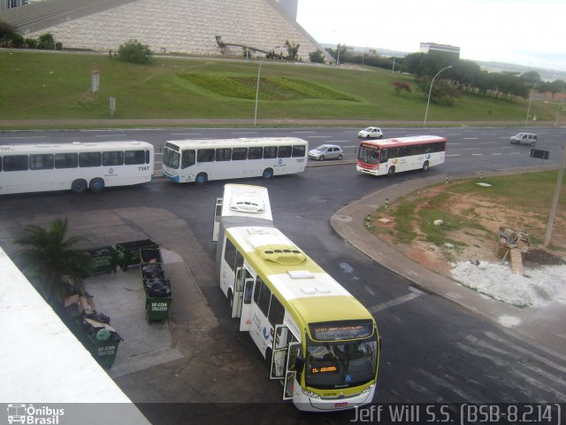 Viação Pioneira 225754 na cidade de Brasília, Distrito Federal, Brasil, por Jefferson Willian da Silva de Sousa. Número da foto: #2488440.