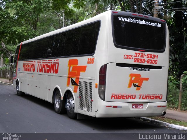 Ribeiro Turismo 2216 na cidade de Viçosa, Minas Gerais, Brasil, por Luciano Miranda. Número da foto: #2486492.