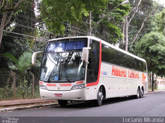 Ribeiro Turismo 2216 na cidade de Viçosa, Minas Gerais, Brasil, por Luciano Miranda. Número da foto: #2486490.