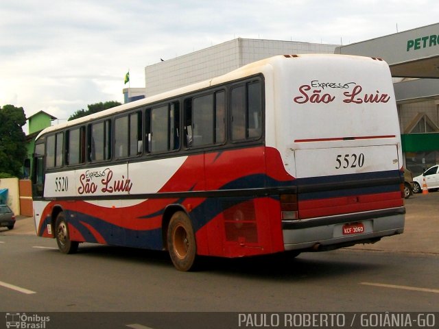 Expresso São Luiz 5520 na cidade de Goiânia, Goiás, Brasil, por Paulo Roberto de Morais Amorim. Número da foto: #2488071.