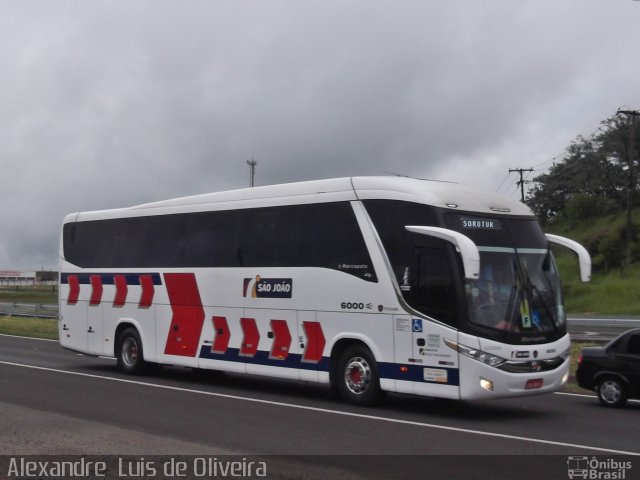 São João Votorantim - Sorotur Turismo 6000 na cidade de Botucatu, São Paulo, Brasil, por Alexandre  Luis de Oliveira. Número da foto: #2487759.