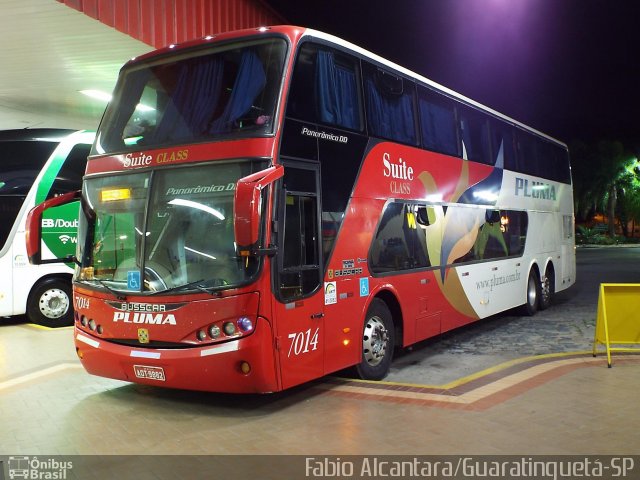 Pluma Conforto e Turismo 7014 na cidade de Guaratinguetá, São Paulo, Brasil, por Fabio Alcantara. Número da foto: #2455801.