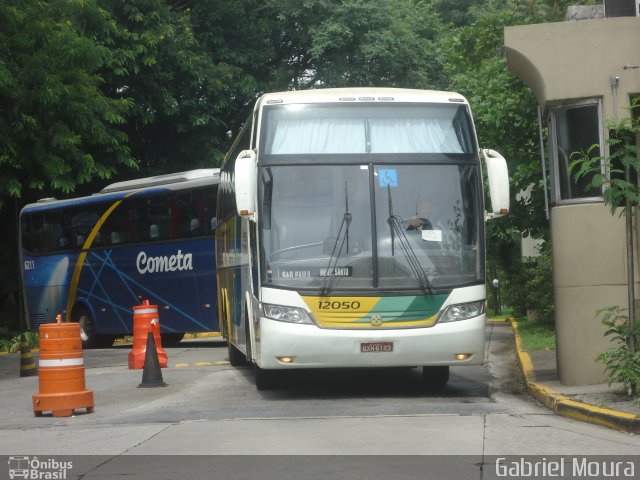 Empresa Gontijo de Transportes 12050 na cidade de São Paulo, São Paulo, Brasil, por Gabriel Moura. ID da foto: 2456557.