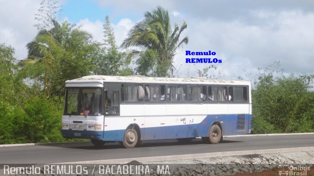 Ônibus Particulares  na cidade de Bacabeira, Maranhão, Brasil, por Romulo de Oliveira Clementino. Número da foto: #2489300.