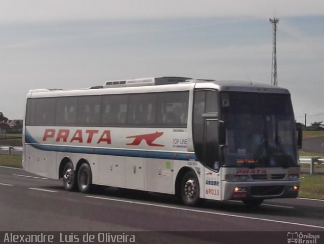 Expresso de Prata 69033 na cidade de Botucatu, São Paulo, Brasil, por Alexandre  Luis de Oliveira. Número da foto: #2492136.